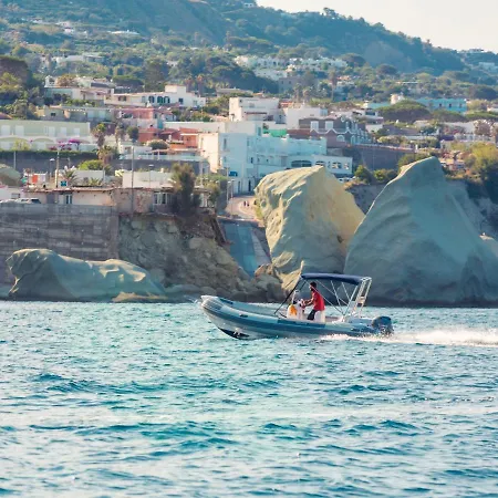 Bilocale Sul Lungomare Di Forio D'ischia - Serpico Sea &